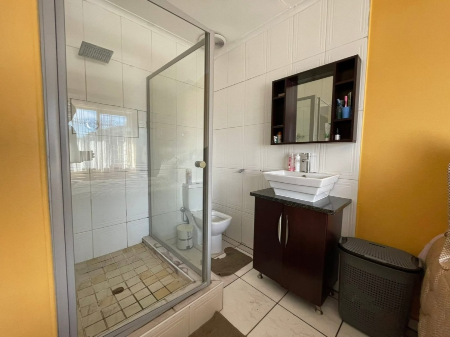 4 Bedroom Property for Sale in Haven Hills Eastern Cape